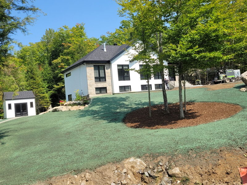 Terrassement et nivelage de terrain résidentiel